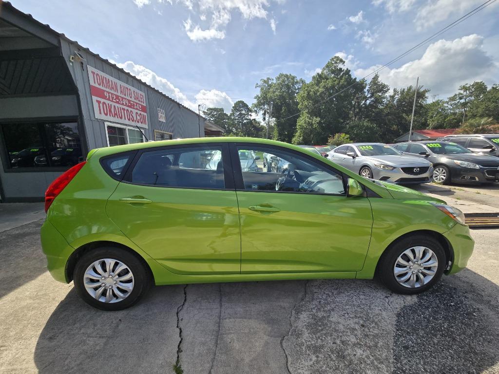 2012 Hyundai Accent - $8,995