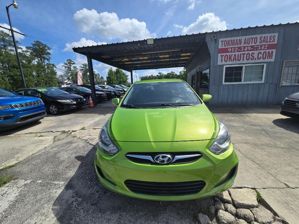 2012 Hyundai Accent - $8,995