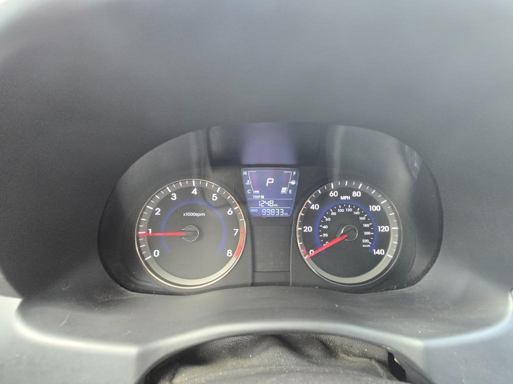 2012 Hyundai Accent - $8,995