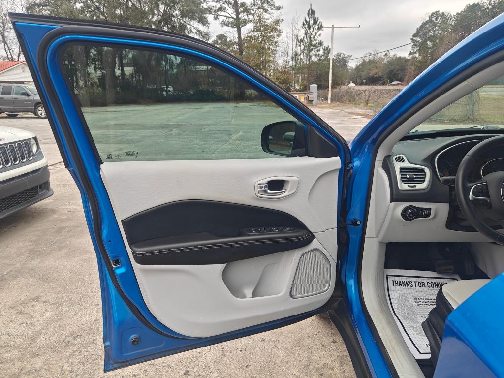 2019 Jeep Compass - $15,995
