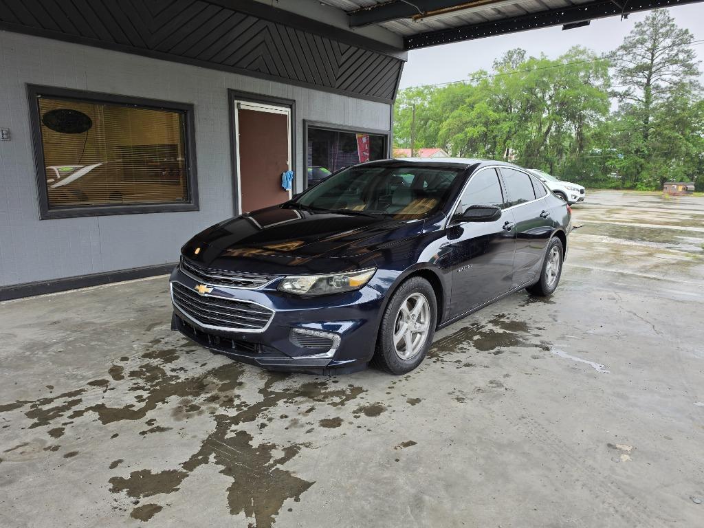 2017 Chevrolet Malibu - $12,900