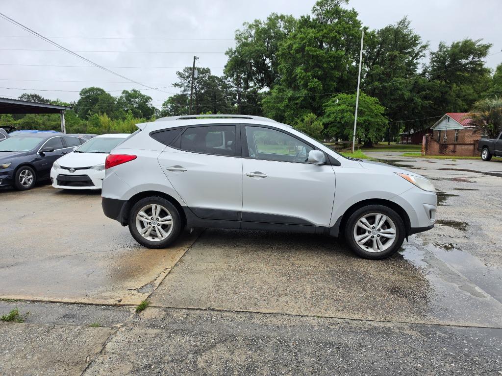 2011 Hyundai Tucson - $9,500