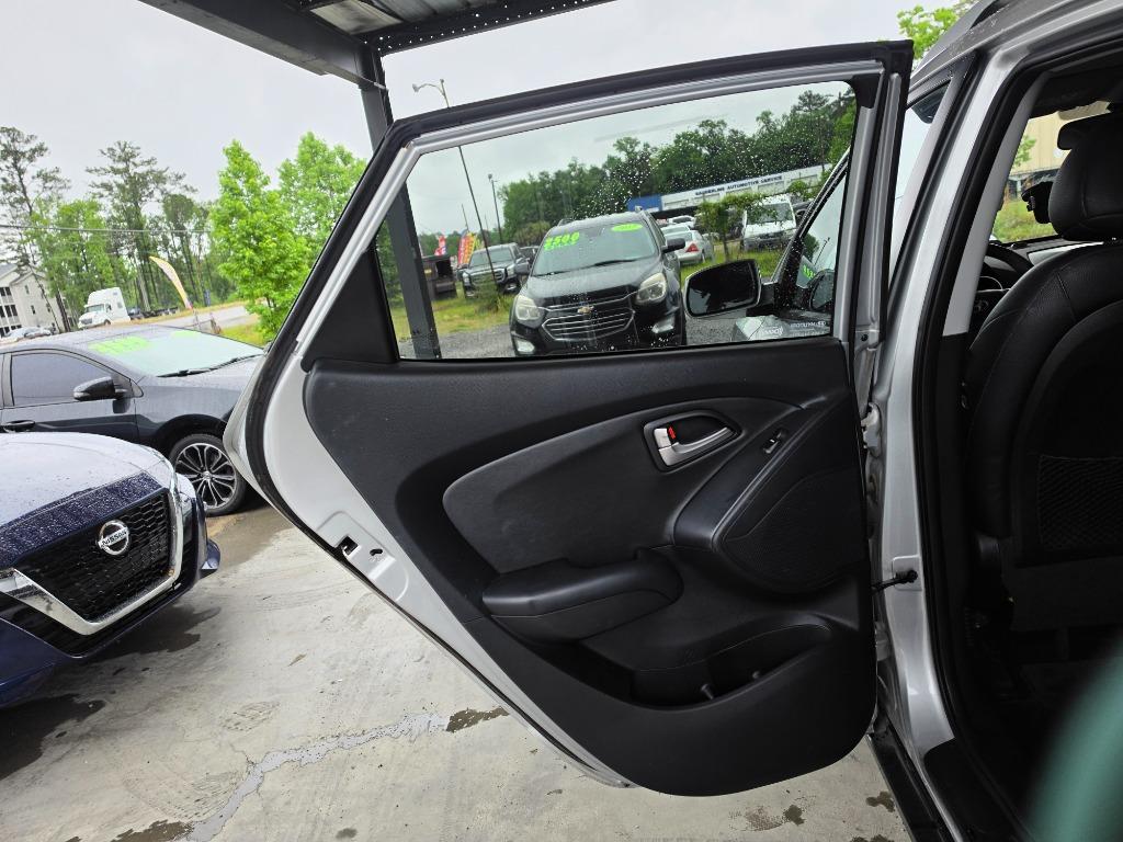 2011 Hyundai Tucson - $9,500