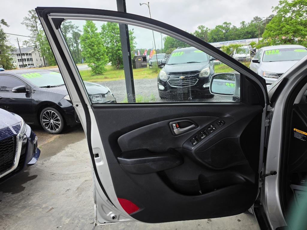 2011 Hyundai Tucson - $9,500