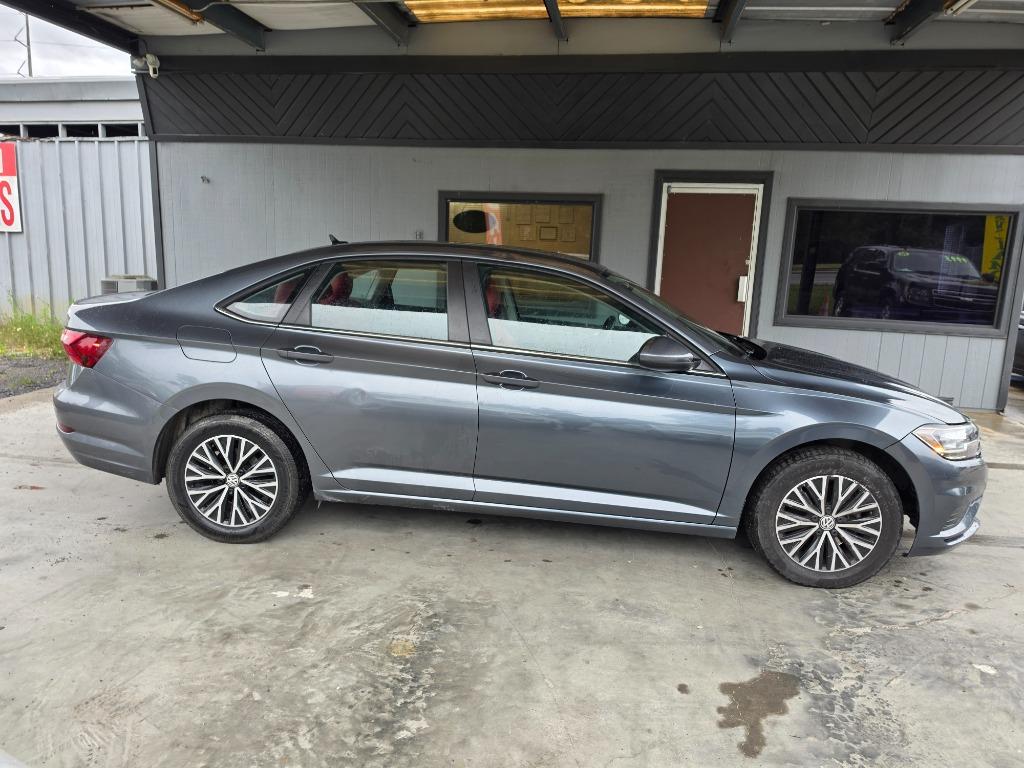 2021 Volkswagen Jetta - $12,500
