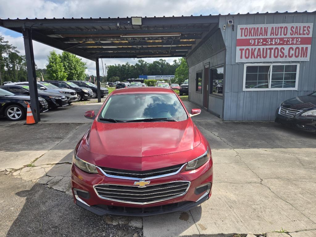 2017 Chevrolet Malibu - $12,900