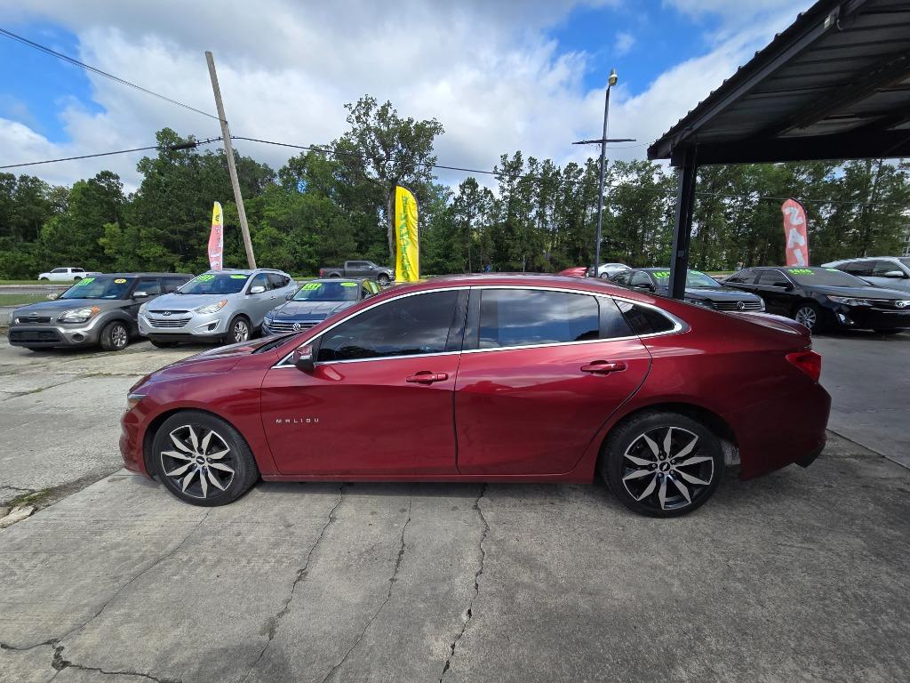 2017 Chevrolet Malibu - $12,900