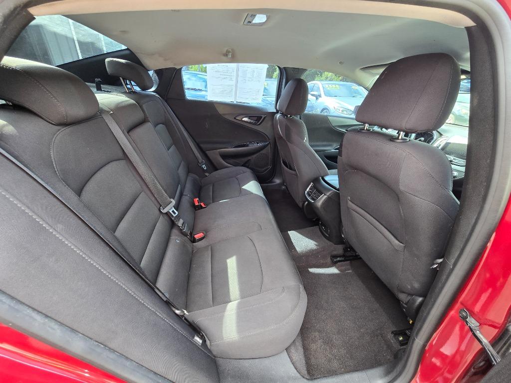 2017 Chevrolet Malibu - $12,900