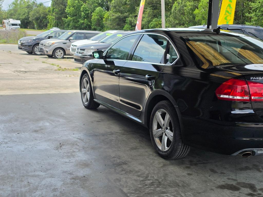 2013 Volkswagen Passat - $9,995