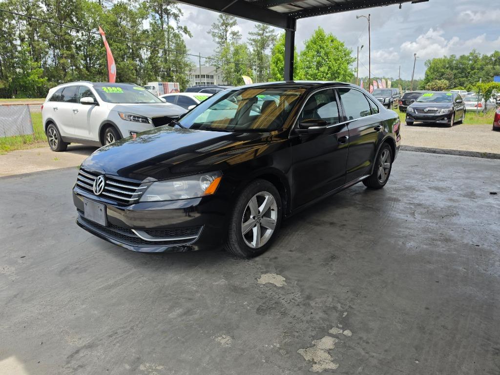 2013 Volkswagen Passat - $9,995
