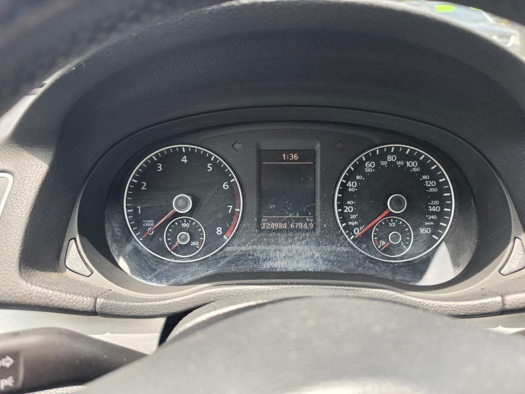 2013 Volkswagen Passat - $9,995
