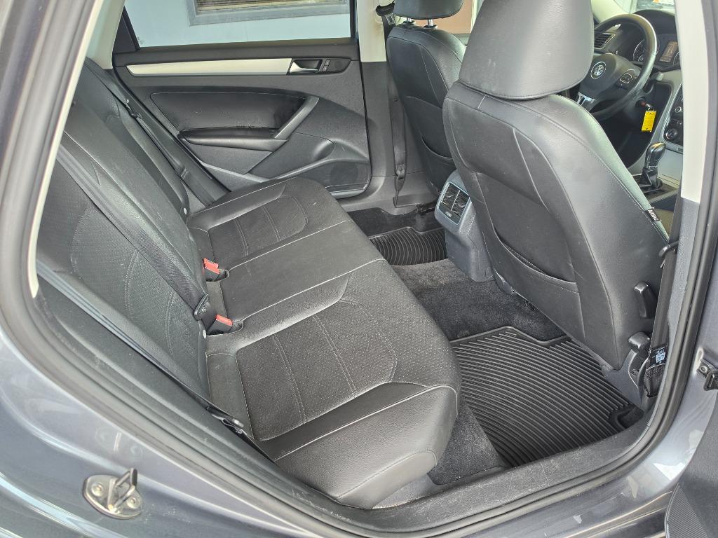 2013 Volkswagen Passat - $10,995