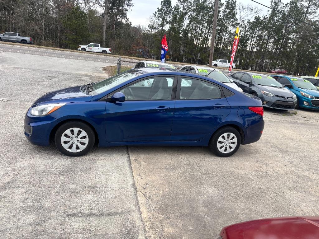 2017 Hyundai Accent - $8,995