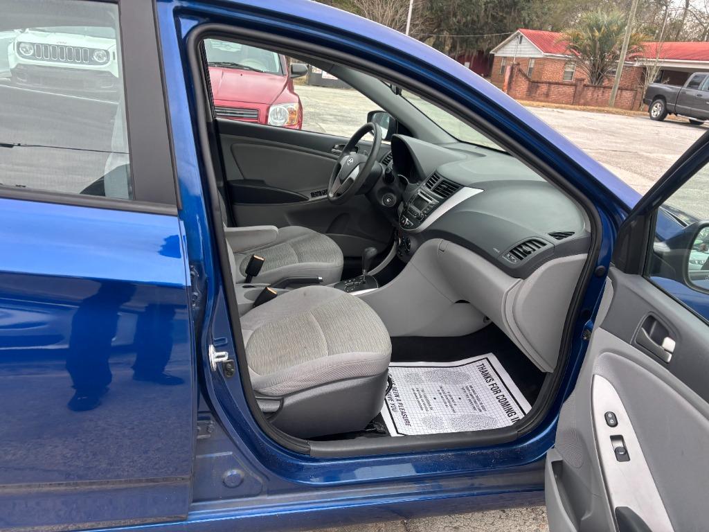 2017 Hyundai Accent - $8,995