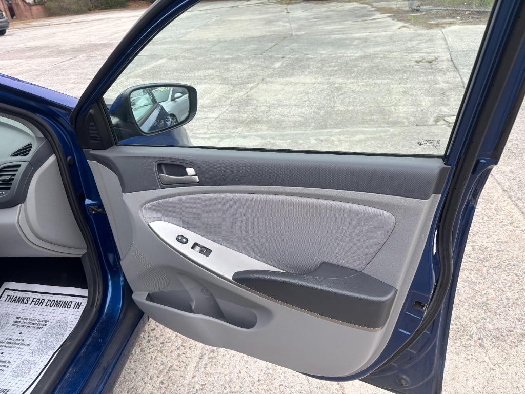 2017 Hyundai Accent - $8,995