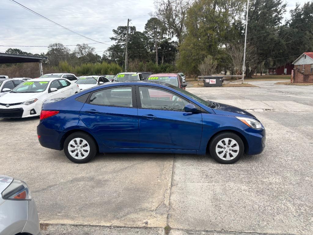 2017 Hyundai Accent - $8,995
