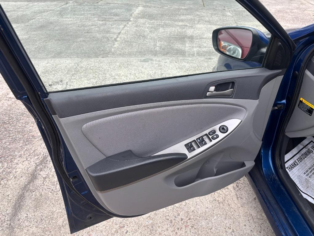 2017 Hyundai Accent - $8,995