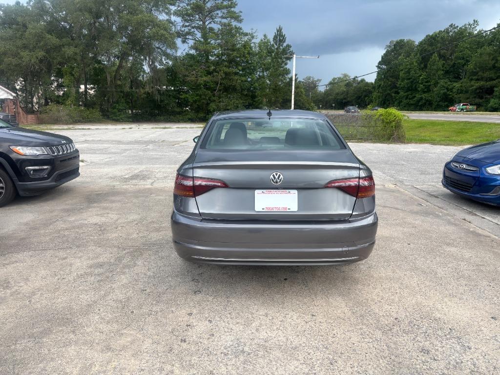 2019 Volkswagen Jetta - $11,900