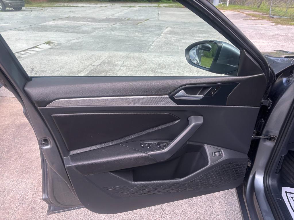 2019 Volkswagen Jetta - $11,900