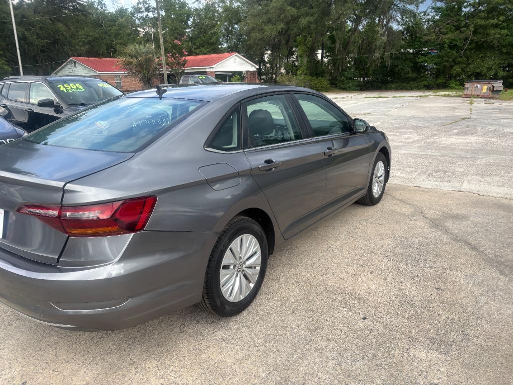 2019 Volkswagen Jetta - $11,900