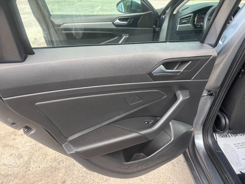 2019 Volkswagen Jetta - $11,900