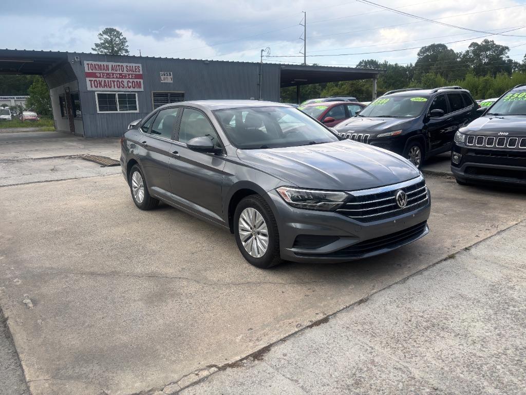 2019 Volkswagen Jetta - $11,900