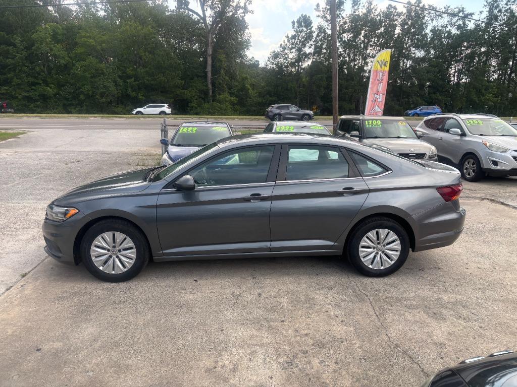 2019 Volkswagen Jetta - $11,900