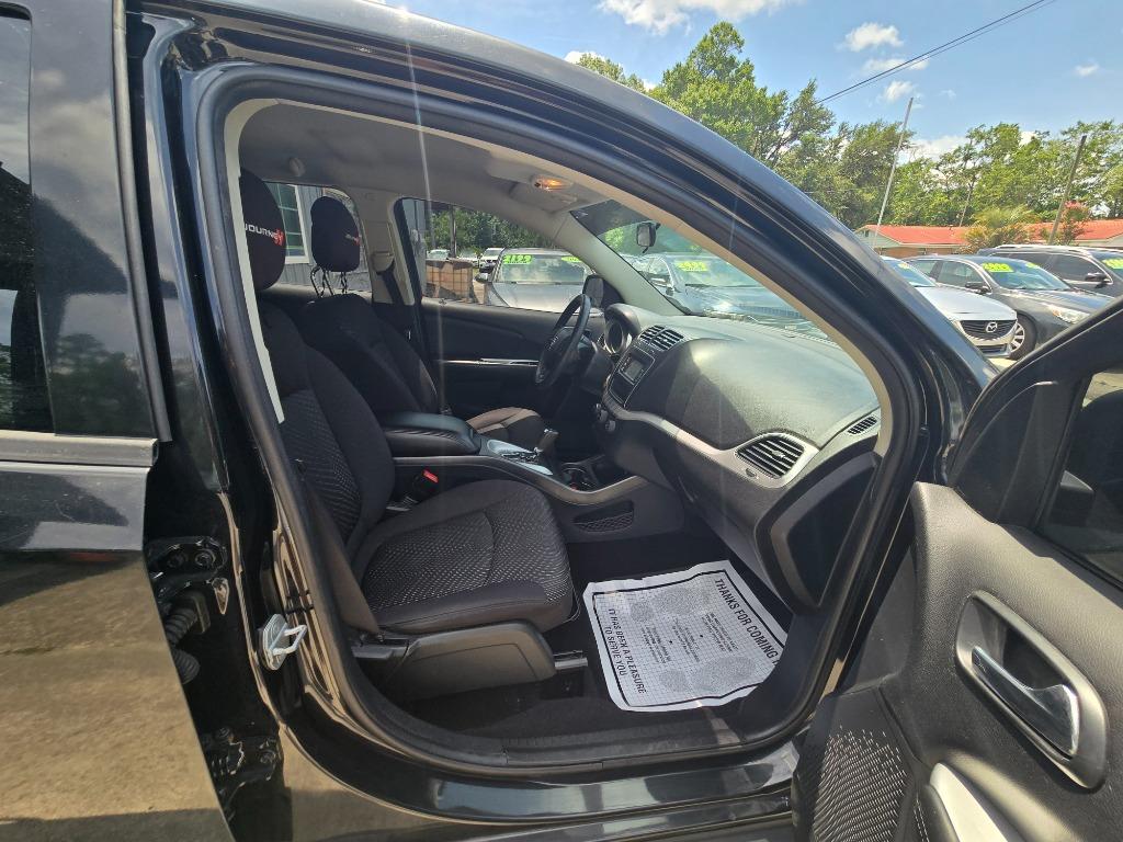 2014 Dodge Journey - $10,995