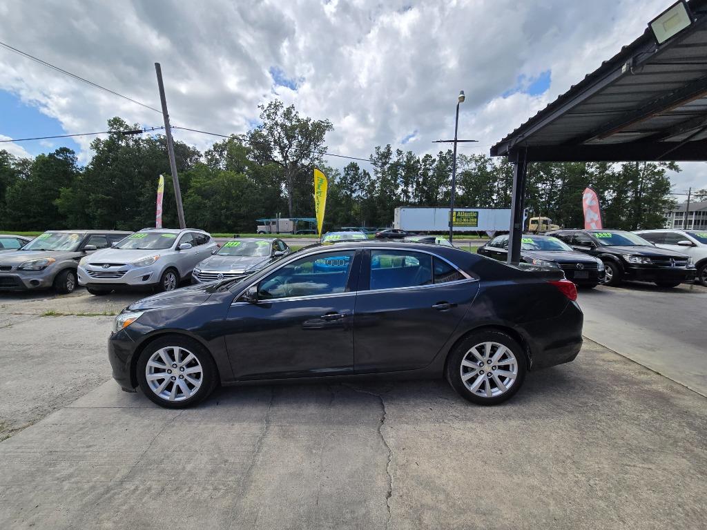 2015 Chevrolet Malibu - $12,995