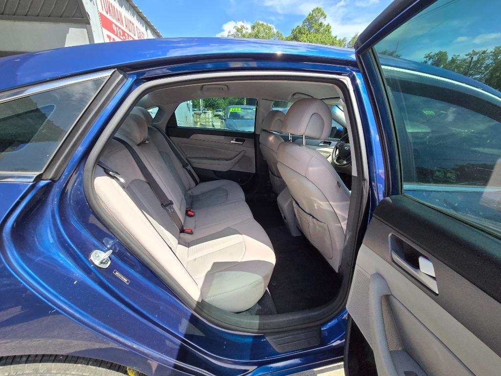 2015 Hyundai Sonata - $11,500