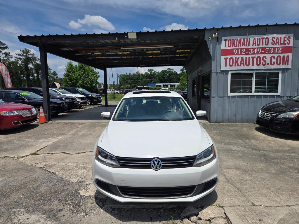 2013 Volkswagen Jetta - $10,995