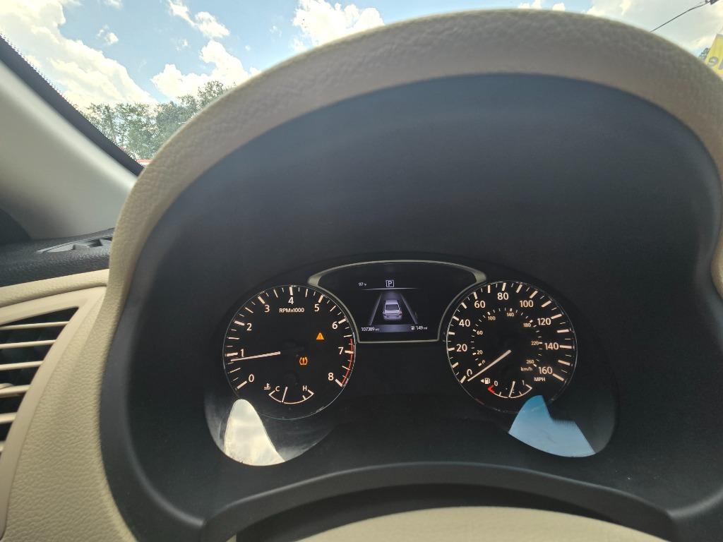 2017 Nissan Altima - $10,995