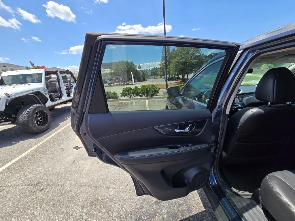 2016 Nissan Rogue - $13,500