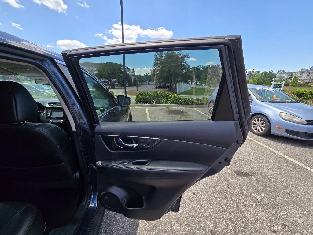 2016 Nissan Rogue - $13,500