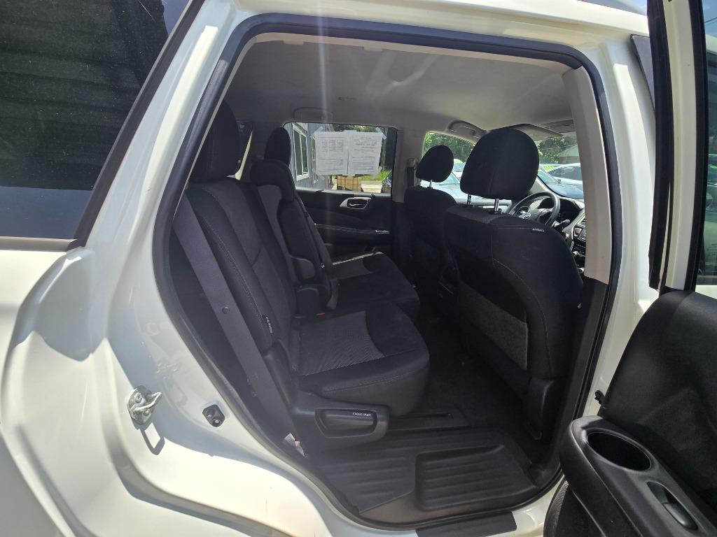 2019 Nissan Pathfinder - $14,995