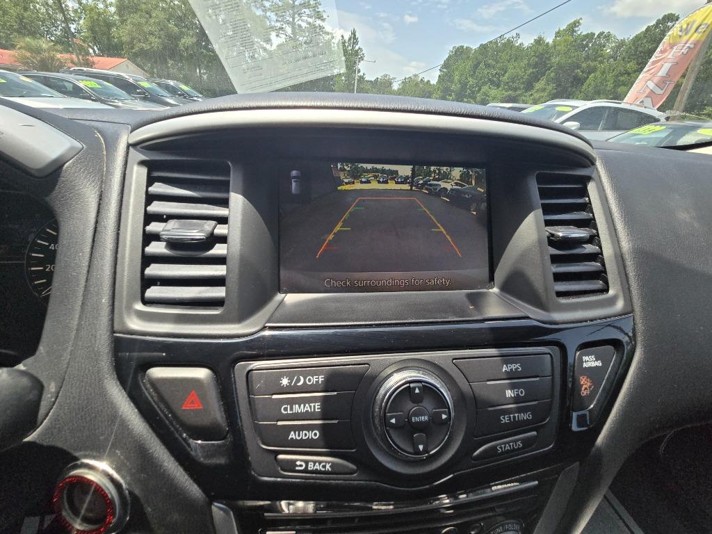 2019 Nissan Pathfinder - $14,995