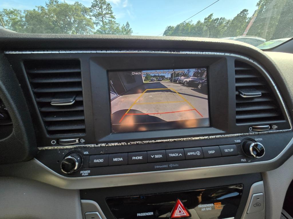 2018 Hyundai Elantra - $14,500