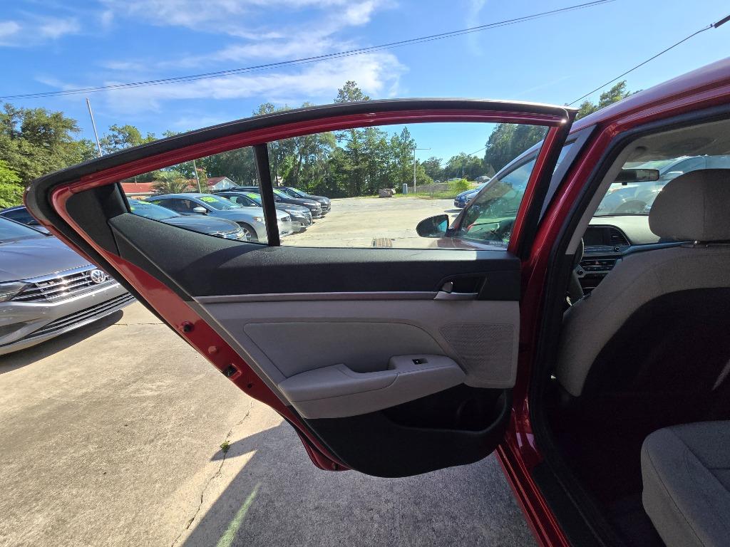 2018 Hyundai Elantra - $14,500