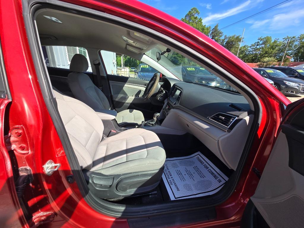 2018 Hyundai Elantra - $14,500