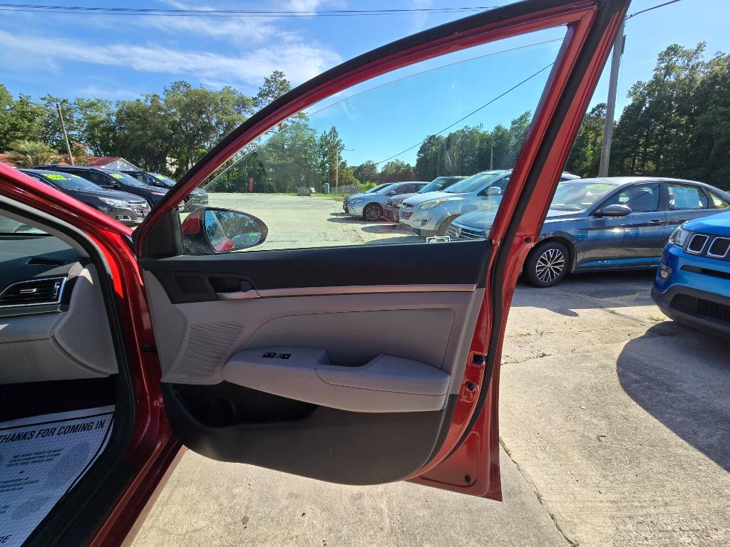 2018 Hyundai Elantra - $14,500