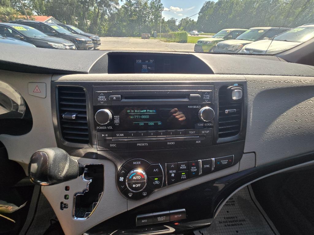 2014 Toyota Sienna - $12,500