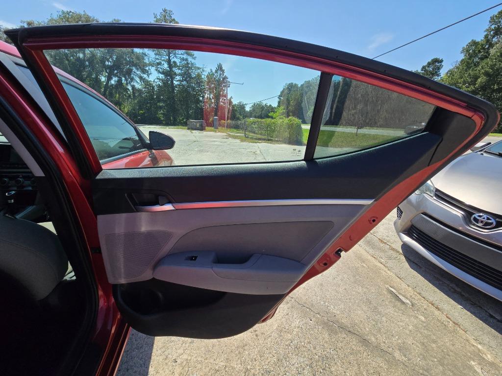 2019 Hyundai Elantra - $12,500