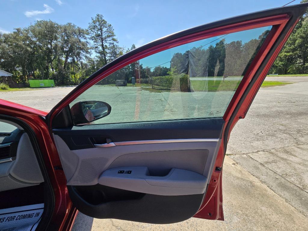 2019 Hyundai Elantra - $12,500