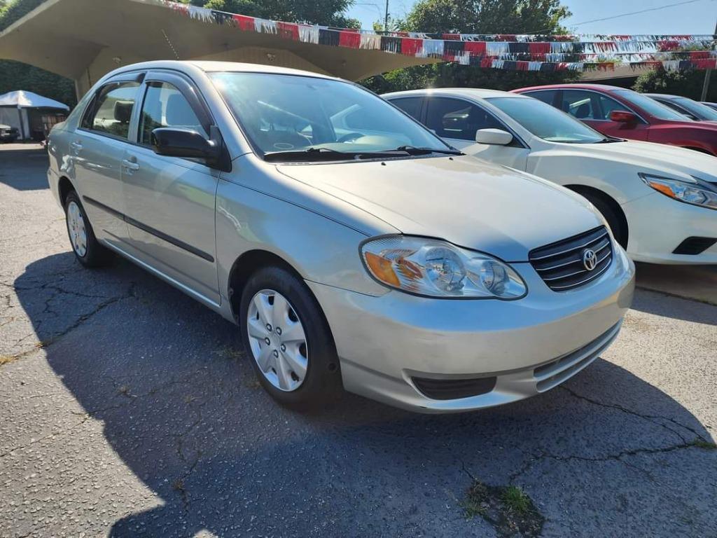 2004 Toyota Corolla CE photo