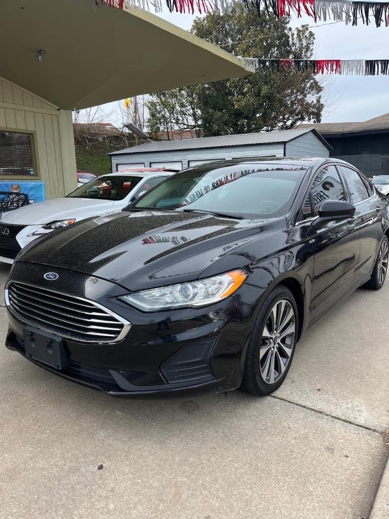 2019 Ford Fusion SE photo