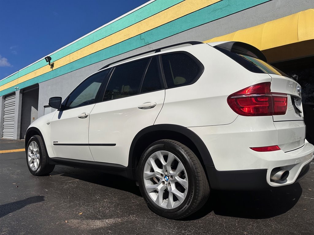 2011 BMW X5 - $7,299
