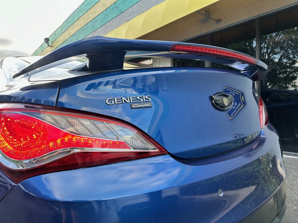 2016 Hyundai Genesis Coupe Ultimate photo