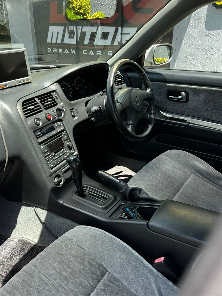 1997 Nissan Skyline R33 - $17,999