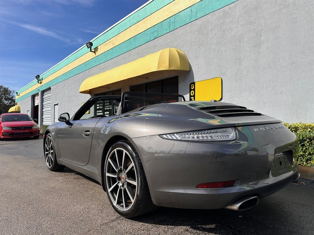 2014 Porsche 911 Carrera photo