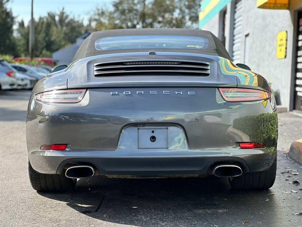 2014 Porsche 911 Carrera photo